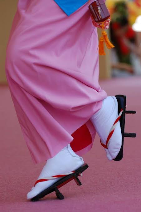 靴擦れ必至の靴をなんとかしたい