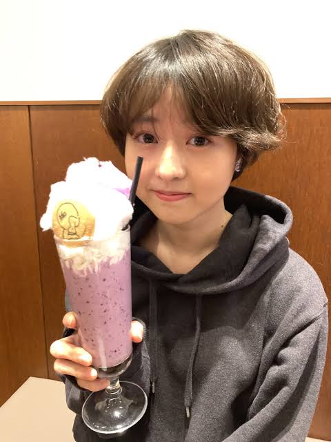 スムージー作ってる人