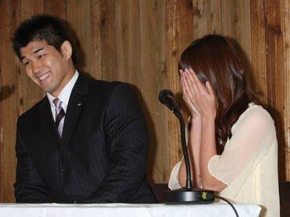 退任の井上康生監督は号泣 威信失墜した日本柔道をユニーク手法で復権に導く 全柔連の内規で任期満了