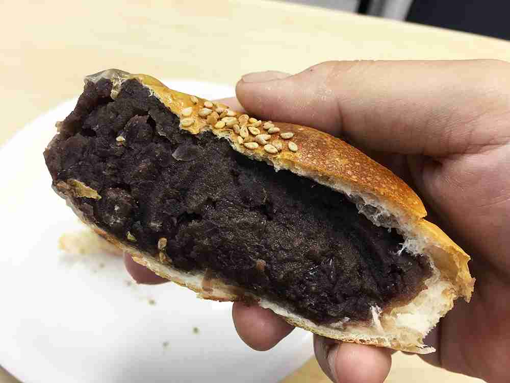 40％増量したファミマのサンドイッチ　「とんでもない見た目」に衝撃