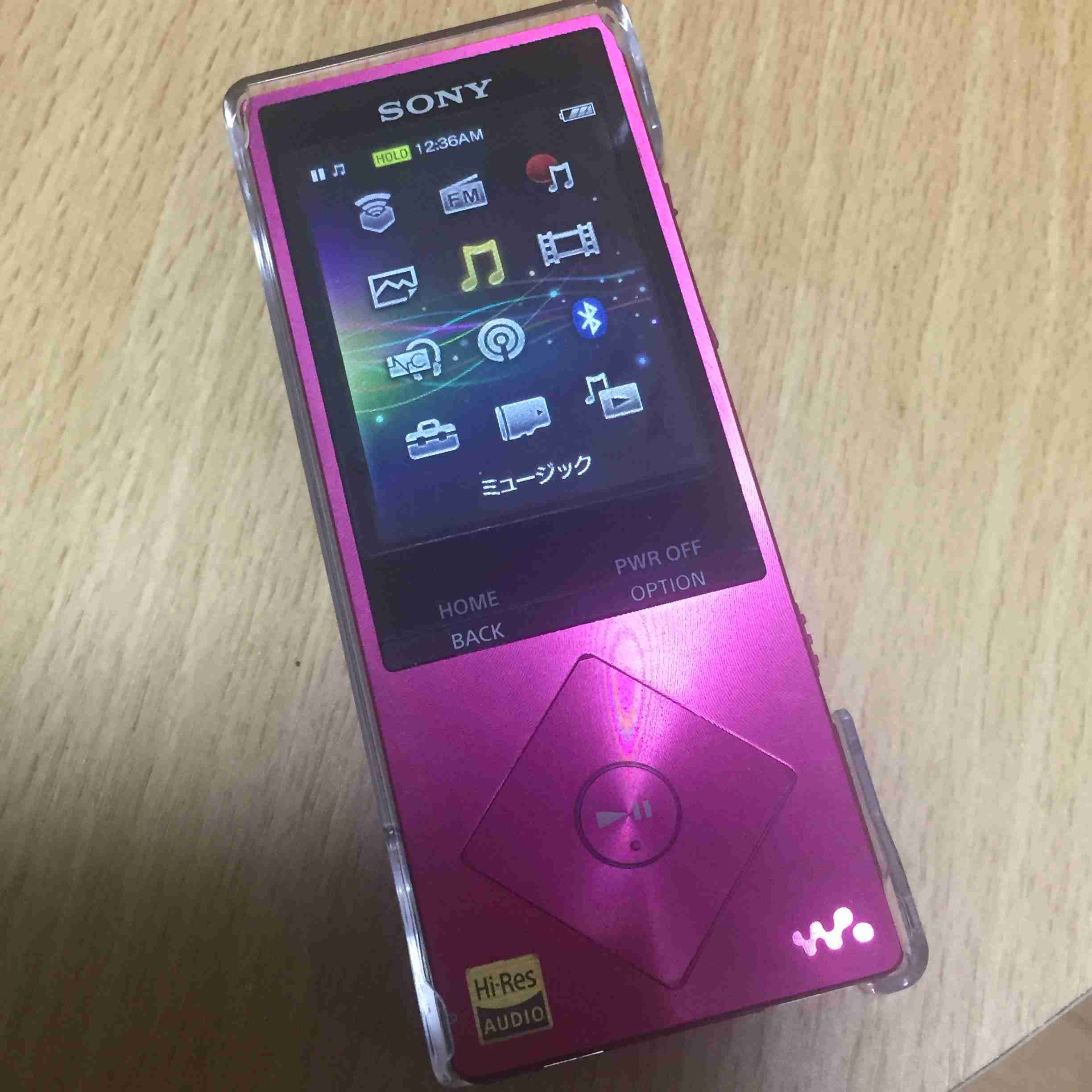 今もipodやwalkman等を使っている人!
