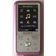 今もipodやwalkman等を使っている人!