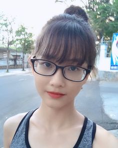 コンタクトは1day派？2week派？