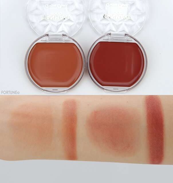 秋の赤みブラウンメイク