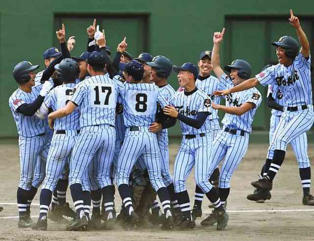 高校野球のユニフォーム