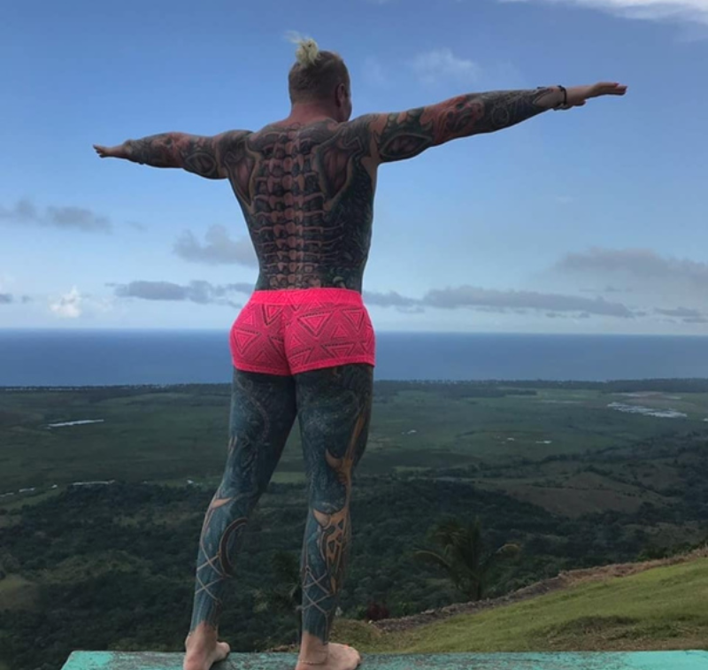 手持ちの画像で一番戦闘力の高そうな画像を貼るトピ