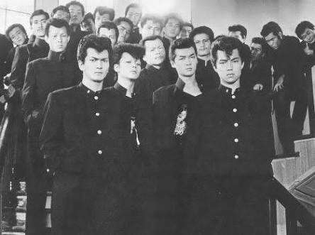 手持ちの画像で一番戦闘力の高そうな画像を貼るトピ