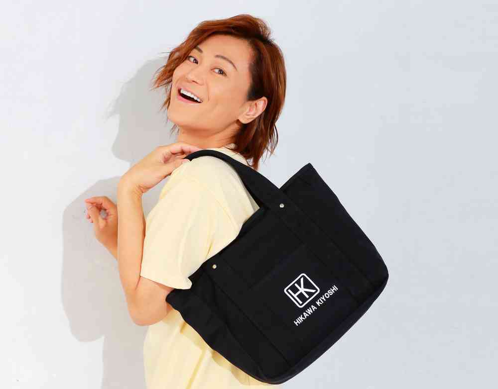 ブランド物バックや財布買う時、流行りの形を買いますか?