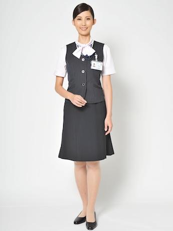 事務服(会社の制服)って時代遅れだと思いませんか?