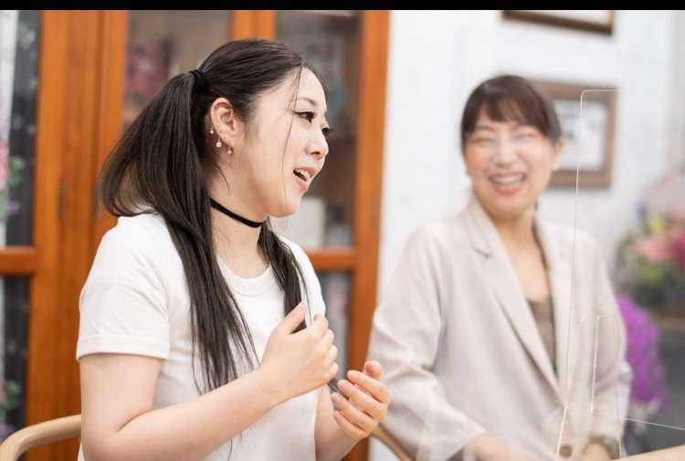 「ネイルする暇あったらネタ考えろや」と男芸人が…日本エレキテル連合を苦しめた“偏見”と“芸人のエゴ”