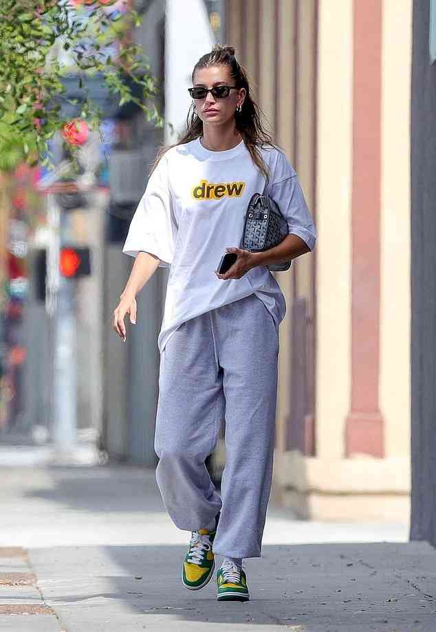 海外セレブのTシャツコーデが見たい