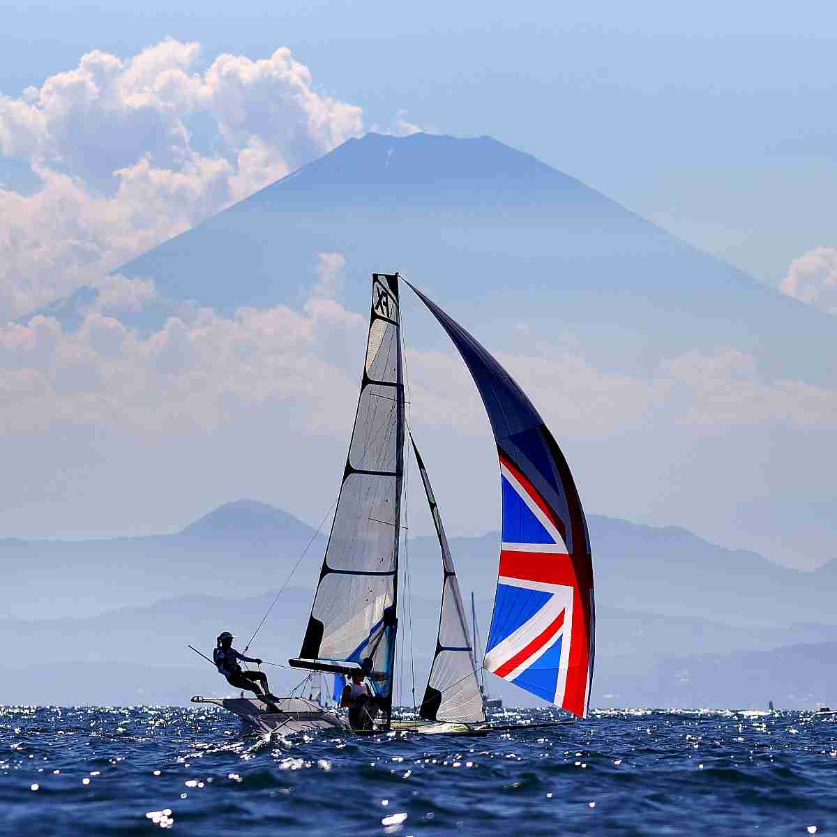 色んな富士山　イラストや絵画もOK