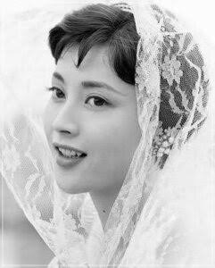 最高に美しいと思う宝塚出身の女優ランキング！3位は大地真央、2位は天海祐希、1位は…？