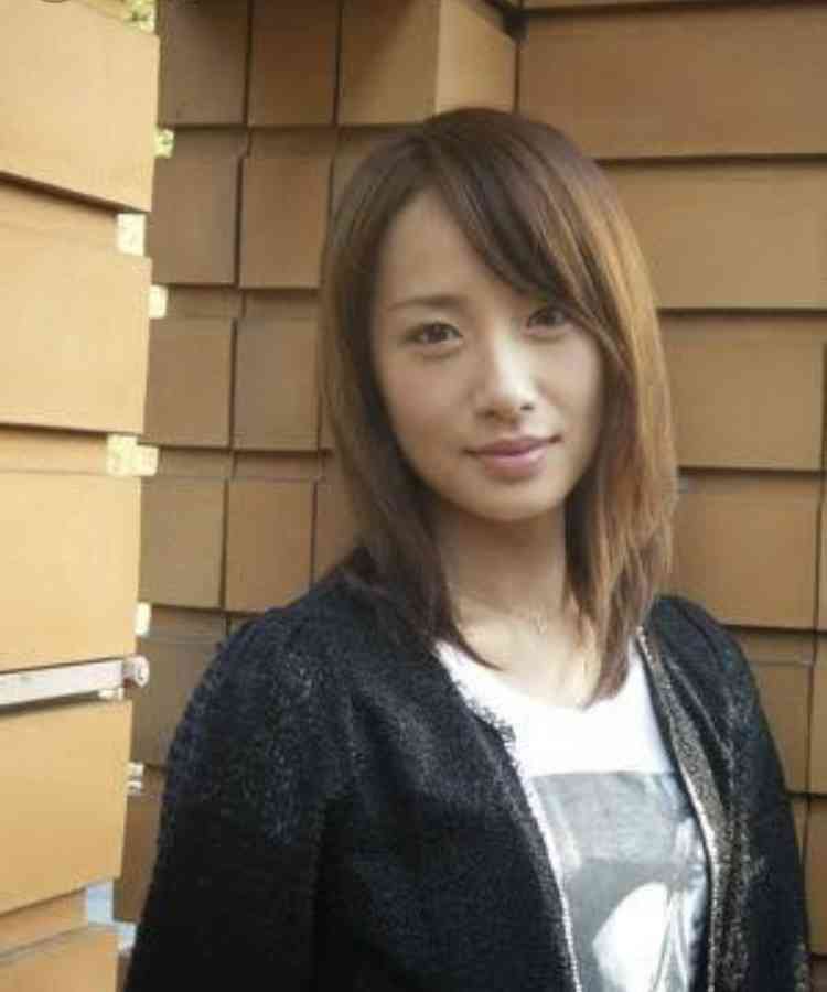 最高に美しいと思う宝塚出身の女優ランキング！3位は大地真央、2位は天海祐希、1位は…？