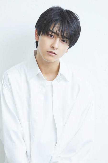 アミューズ初の男性アイドル誕生 新潟出身17歳「声震えて、出ないです」