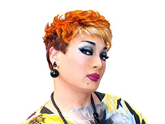 カラフルなアイメイクが見たい！