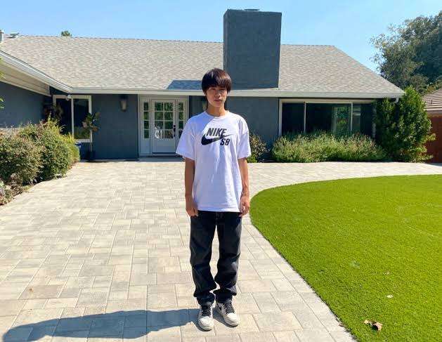 平野紫耀の「謎の私生活」寝室は銃だらけで「テロリストの家みたい」