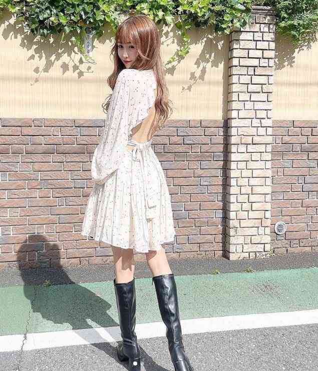 【芸能人】難易度高い衣装を着こなしている画像が見たい