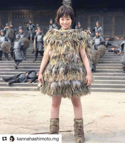 【芸能人】難易度高い衣装を着こなしている画像が見たい
