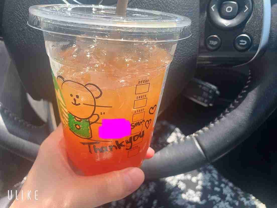 スタバのカップにメッセージを貰える人