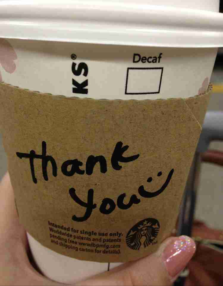 スタバのカップにメッセージを貰える人
