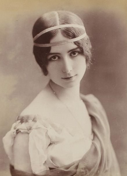 エキゾチックなイケメン・美女の画像