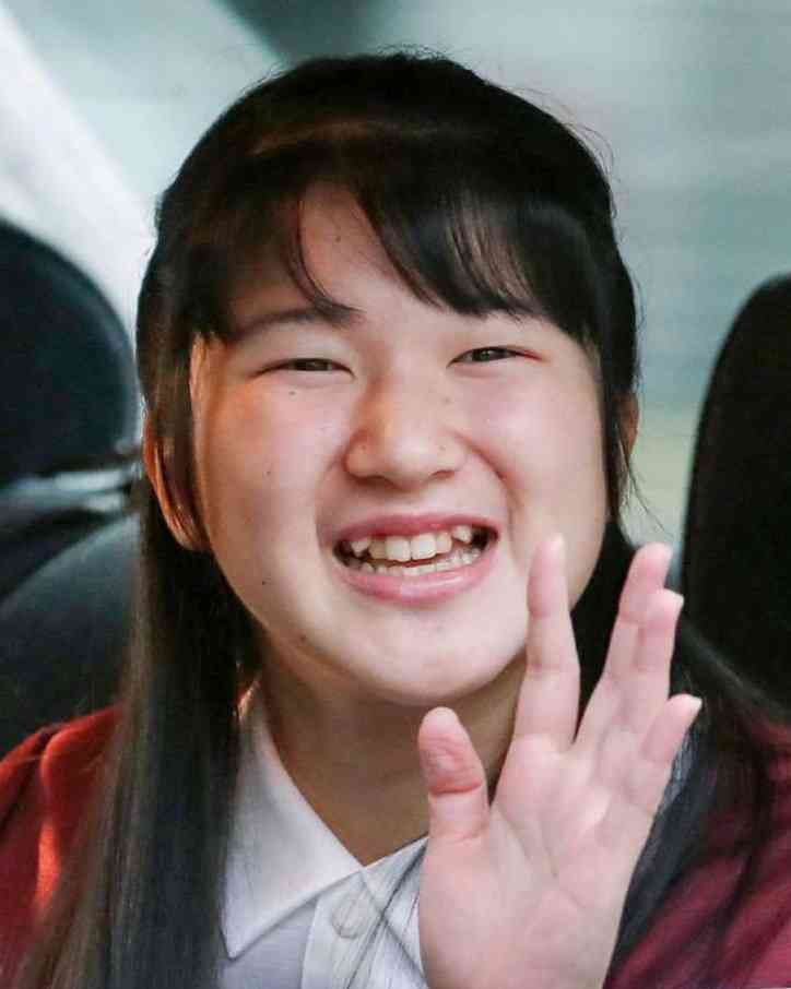 「わぁ、素敵!」スペイン王女姉妹のリンクコーデにときめきが止まらない!