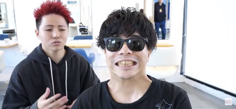 登録者数100万人以上のYouTuberについて語るトピ