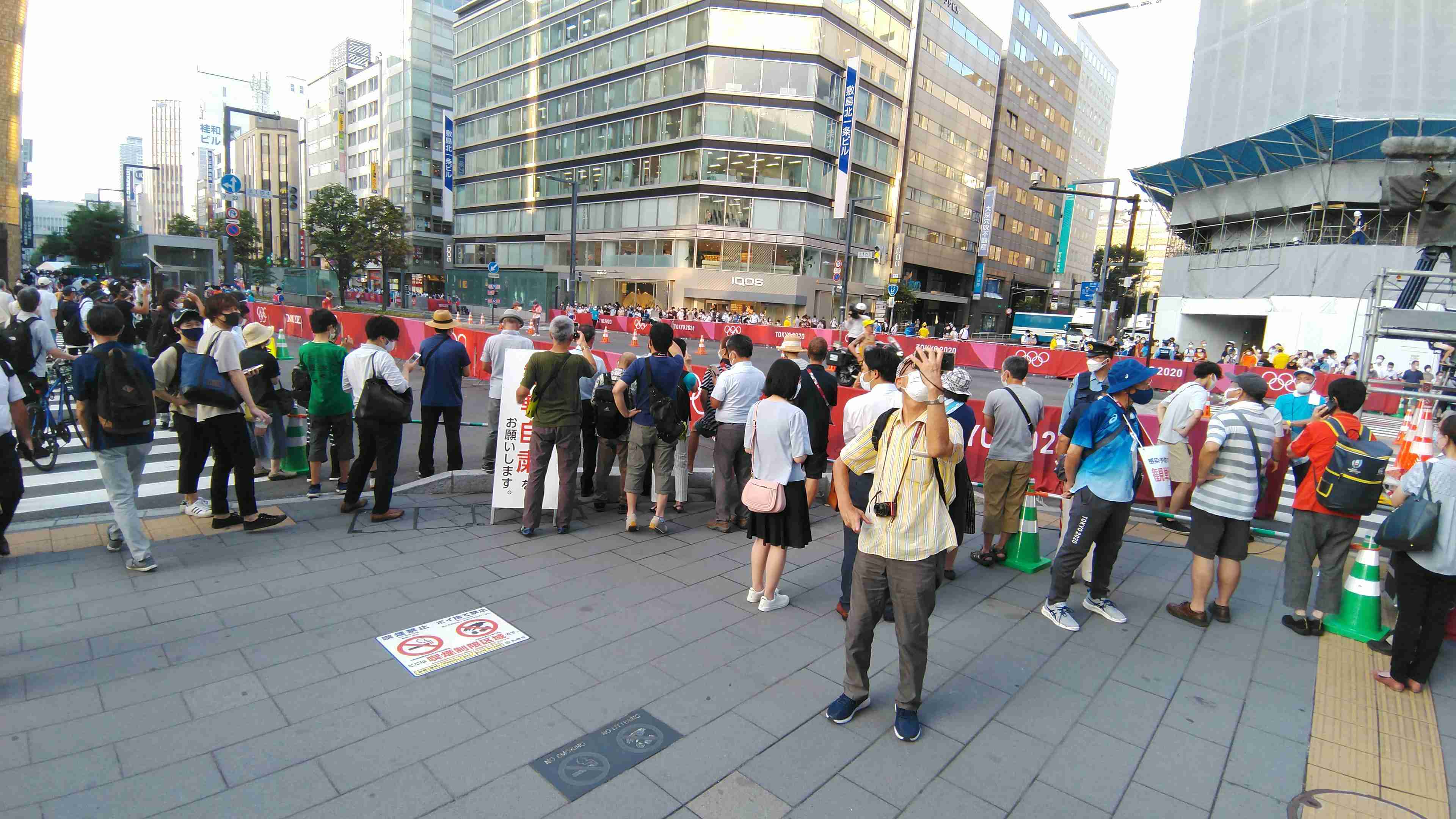 競歩実施の札幌　自粛要請も沿道に多くの観戦者、密集状態の場所も