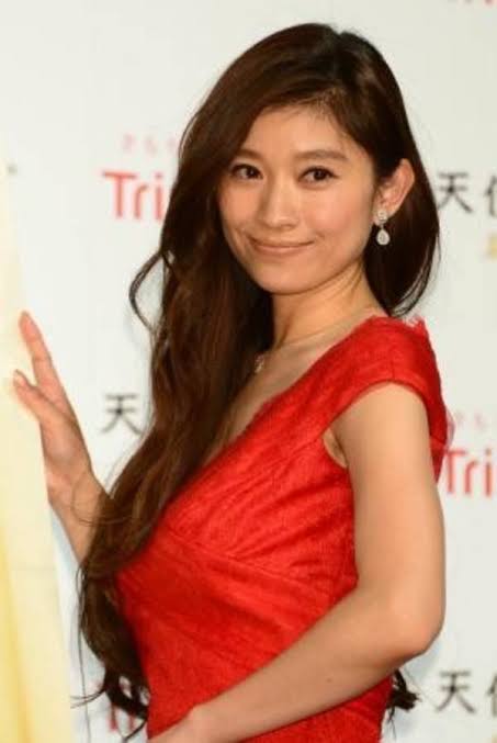 篠原涼子 韓流アイドルを泣かせた