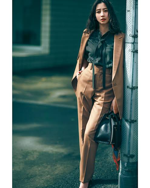 骨格ウェーブの秋・冬服