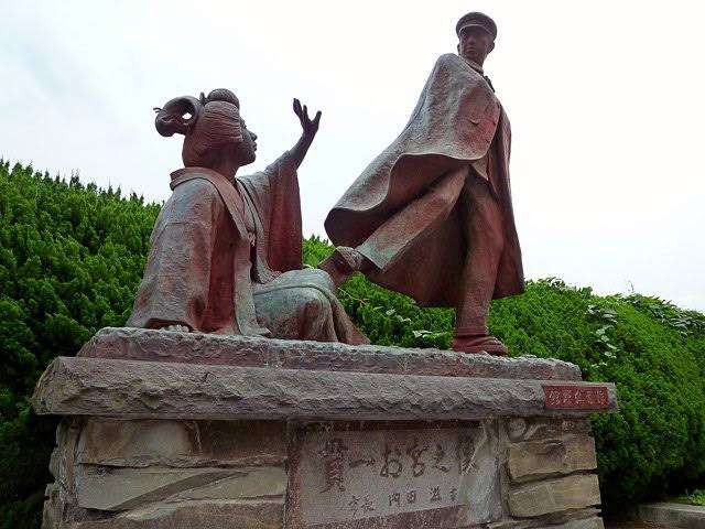 色んな銅像が見たい