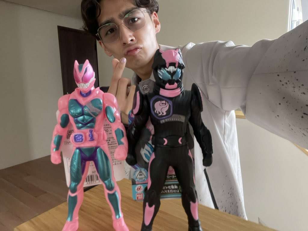 【本日初回】仮面ライダーリバイスを見た人！