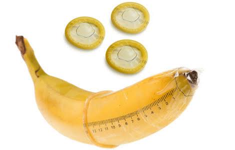 【画像閲覧注意】性器にUSBケーブルを挿入した15歳少年「サイズを測りたかった」（英）