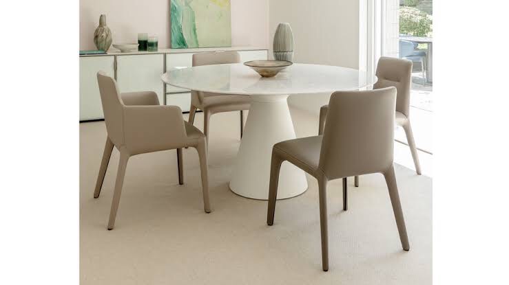 ダイニングテーブル