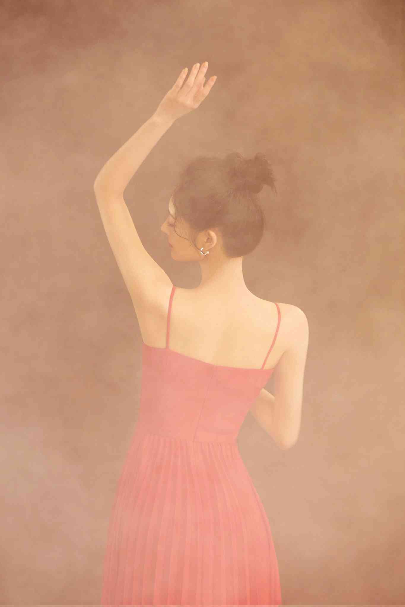 後ろ姿がきれいな女性が見たい