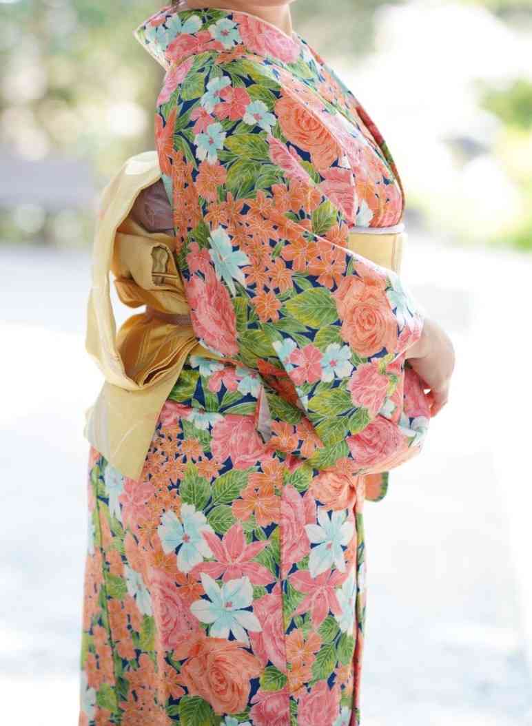 後ろ姿がきれいな女性が見たい