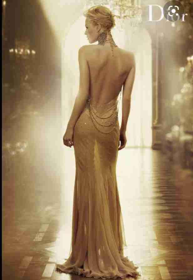 後ろ姿がきれいな女性が見たい