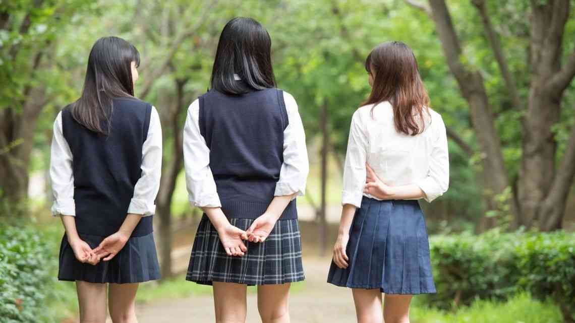 後ろ姿がきれいな女性が見たい