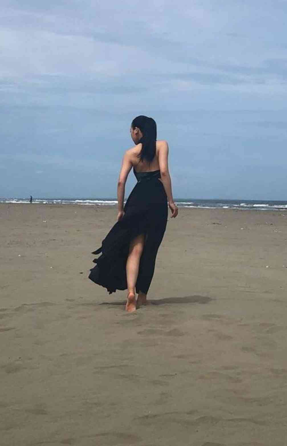 後ろ姿がきれいな女性が見たい