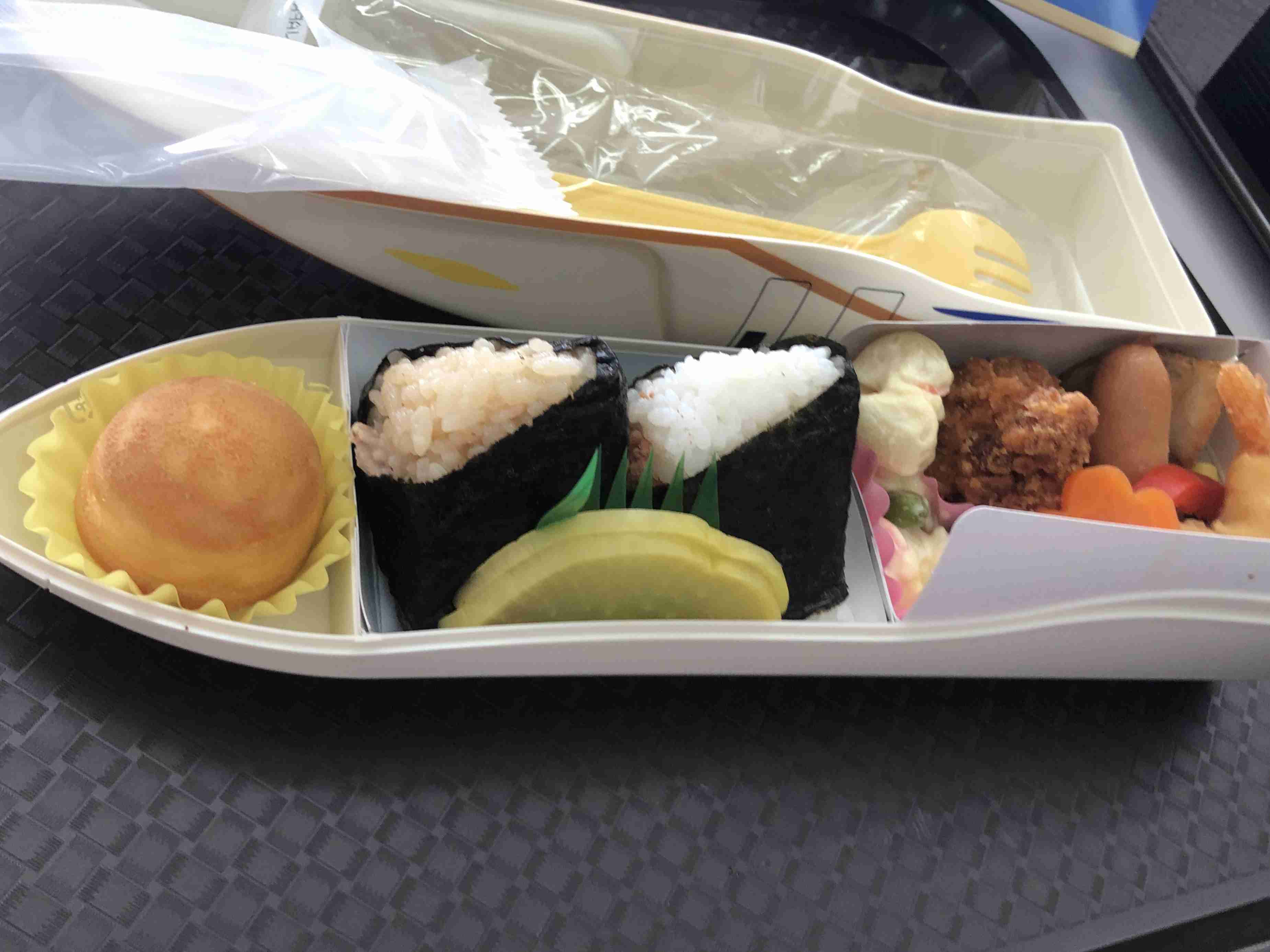 旅行中に撮った食べ物の写真を貼るトピ