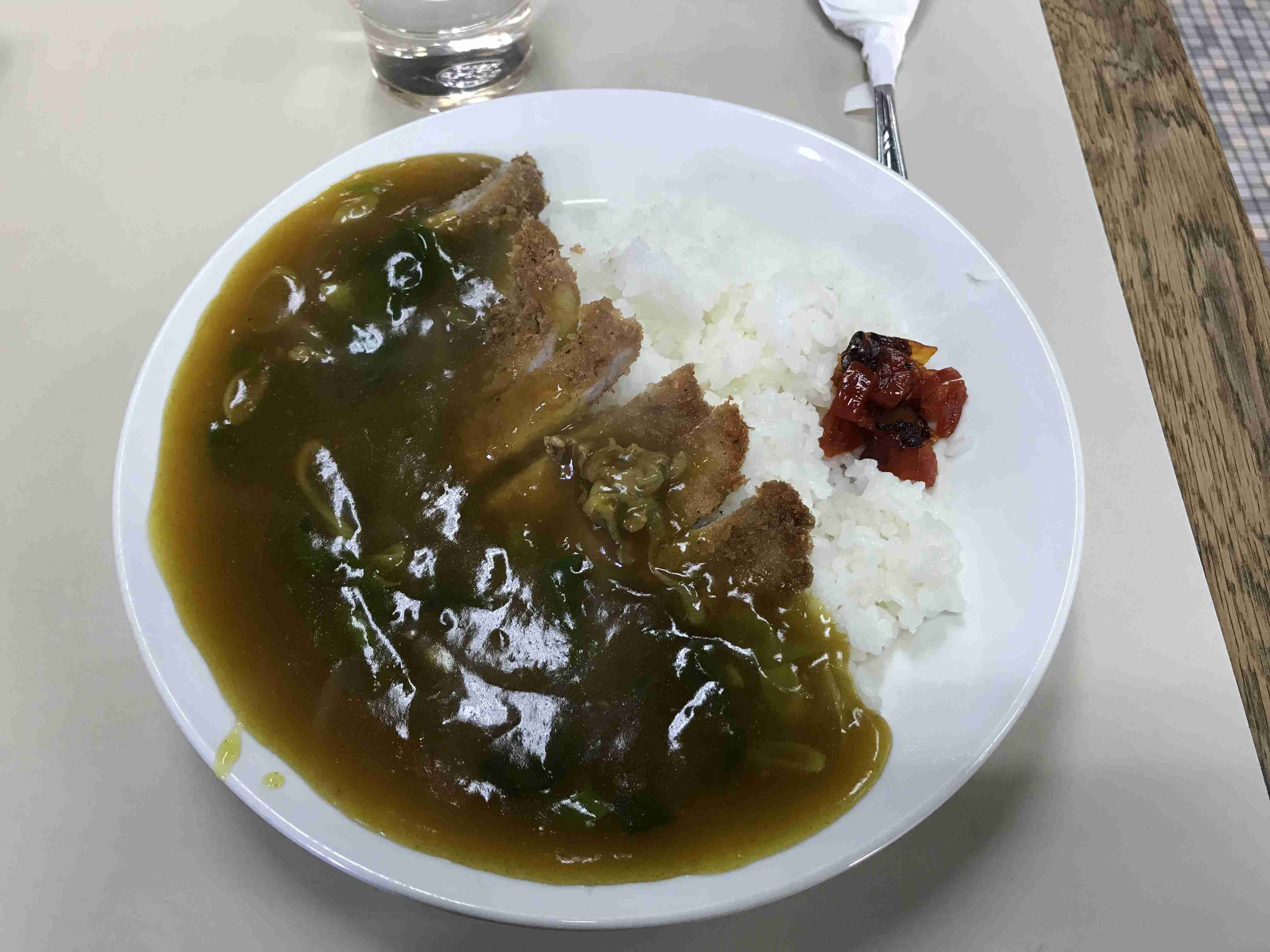 旅行中に撮った食べ物の写真を貼るトピ