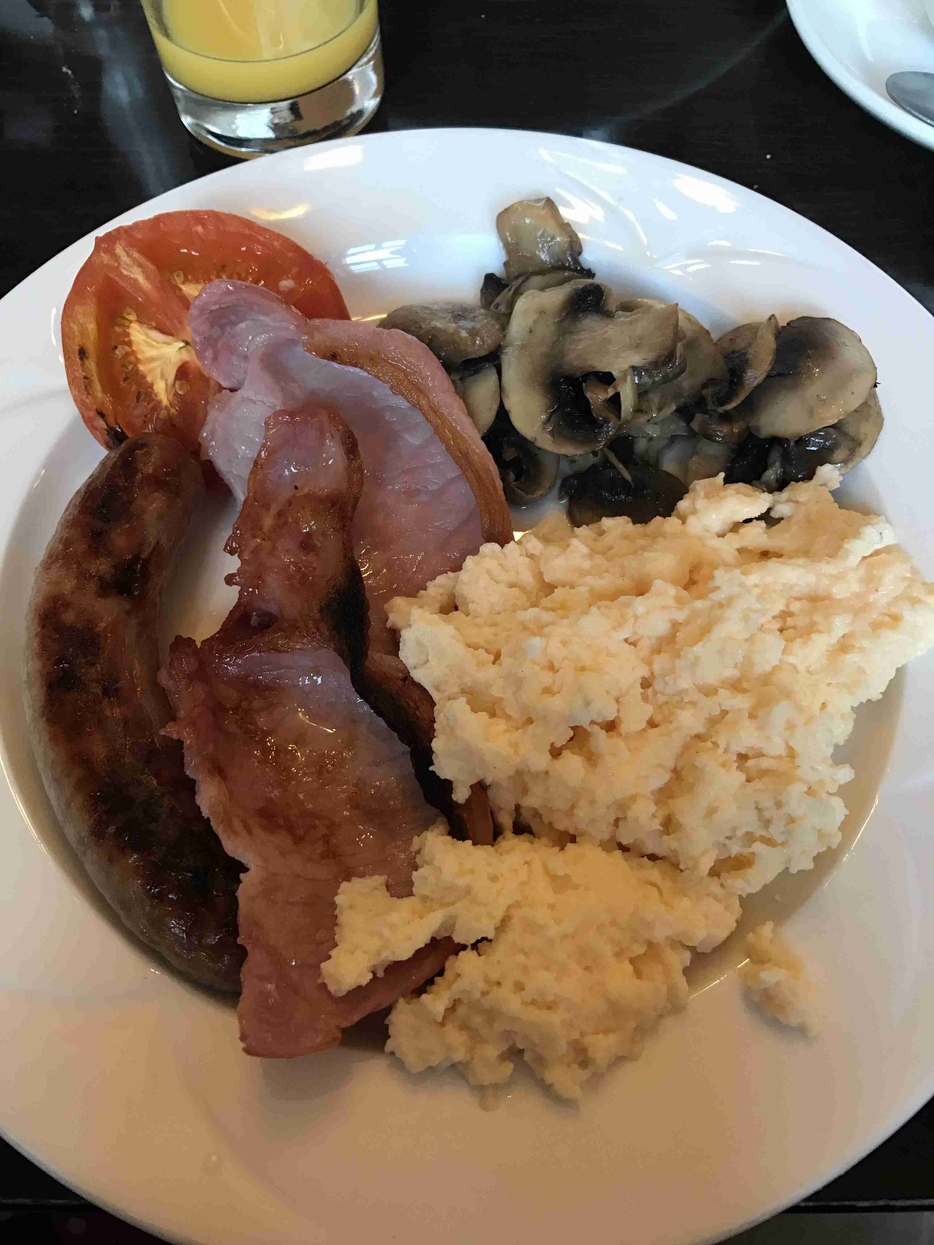 旅行中に撮った食べ物の写真を貼るトピ