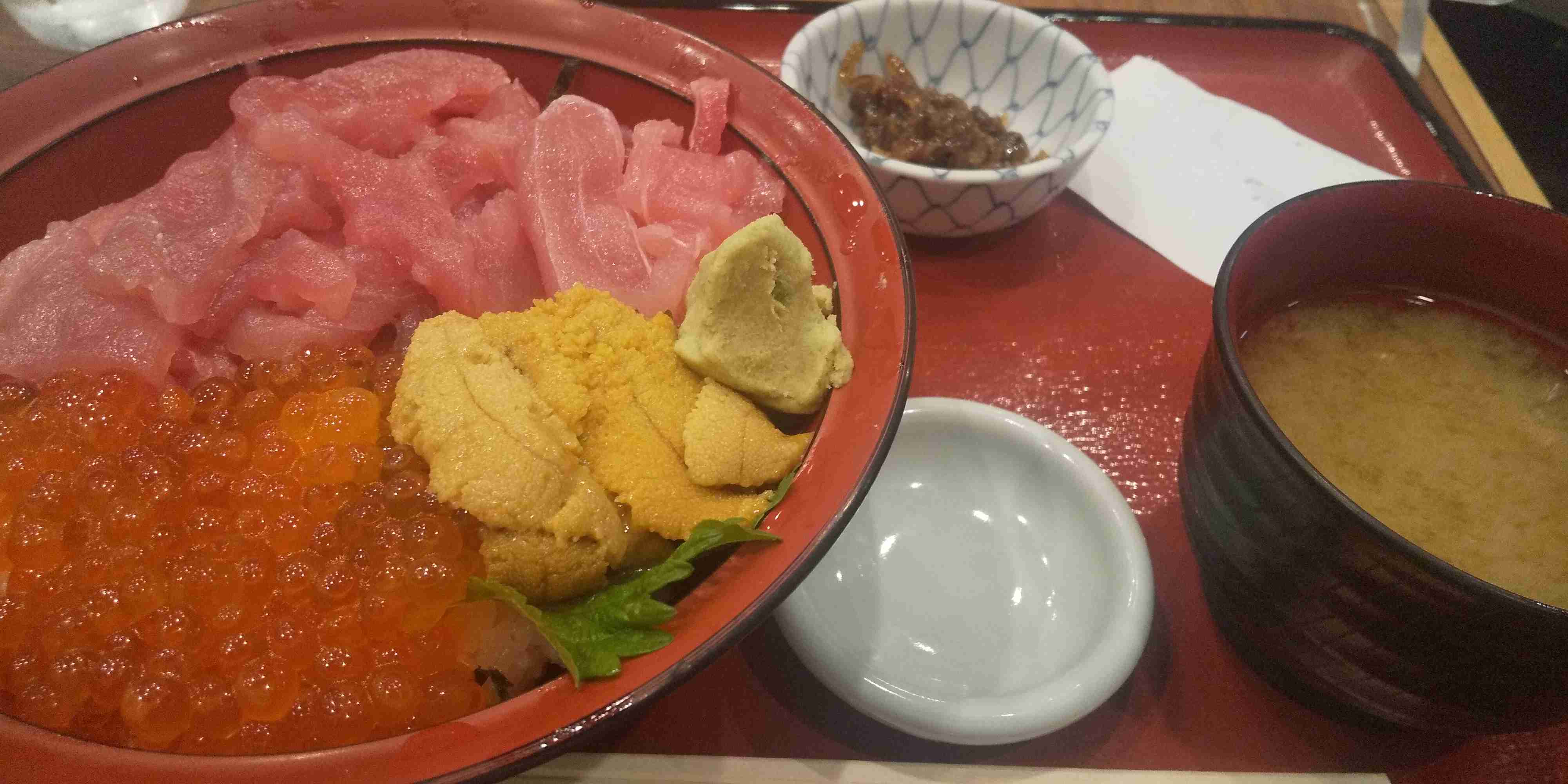 旅行中に撮った食べ物の写真を貼るトピ