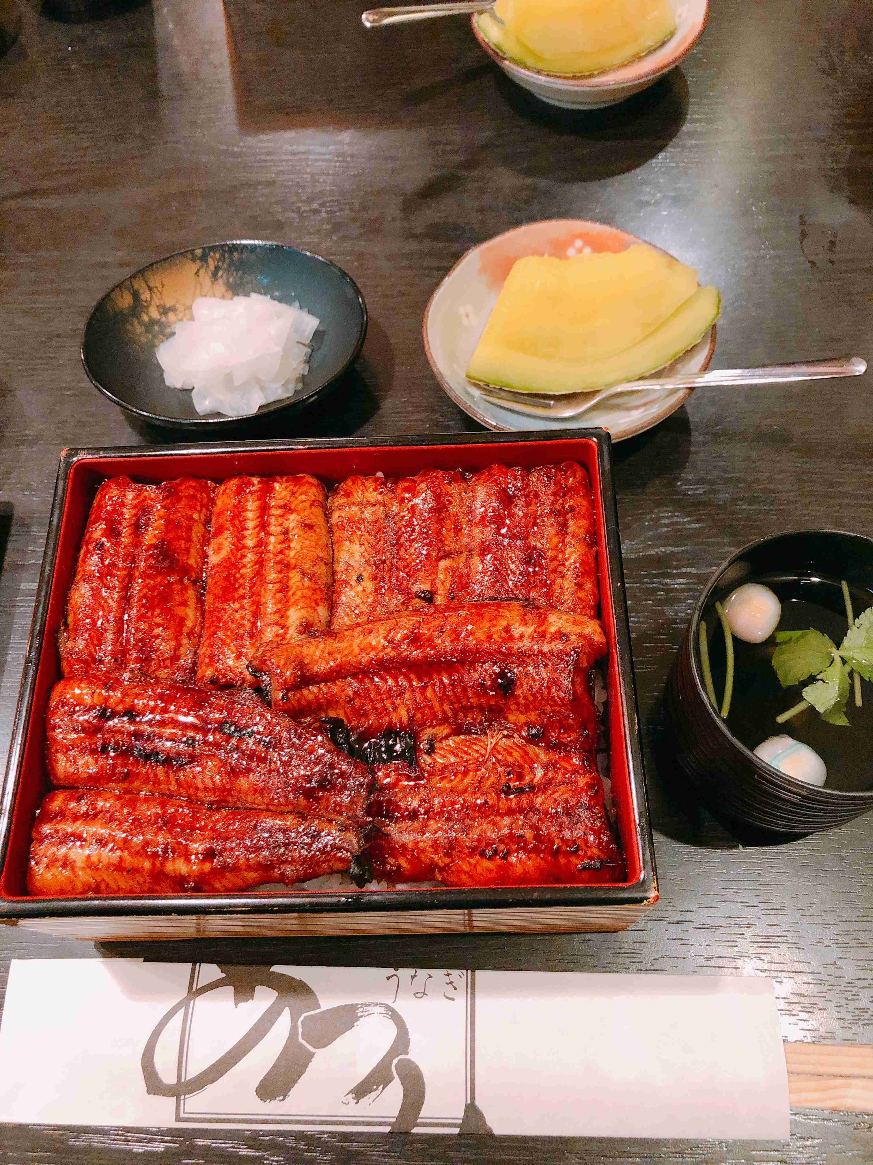 旅行中に撮った食べ物の写真を貼るトピ