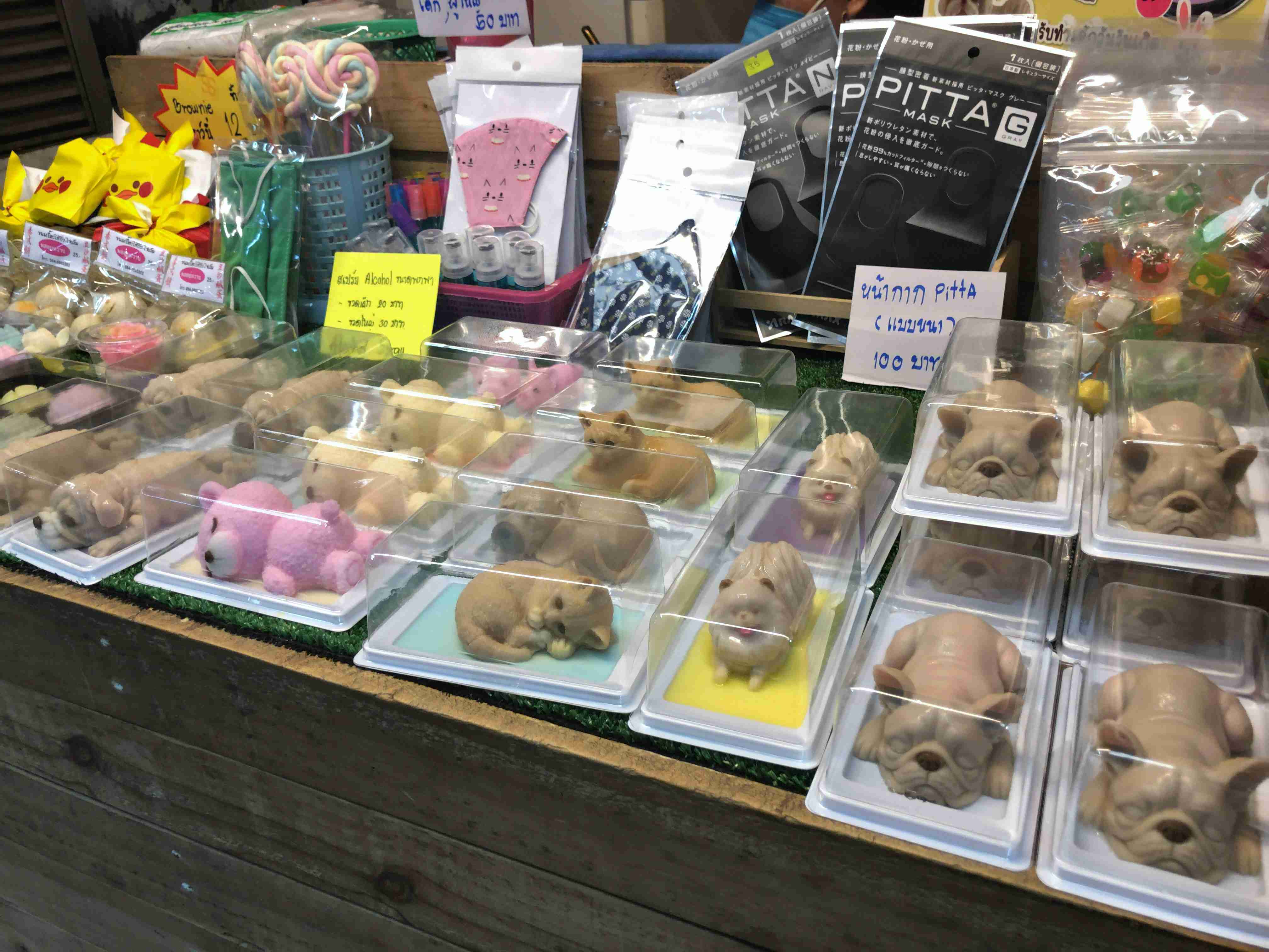 旅行中に撮った食べ物の写真を貼るトピ