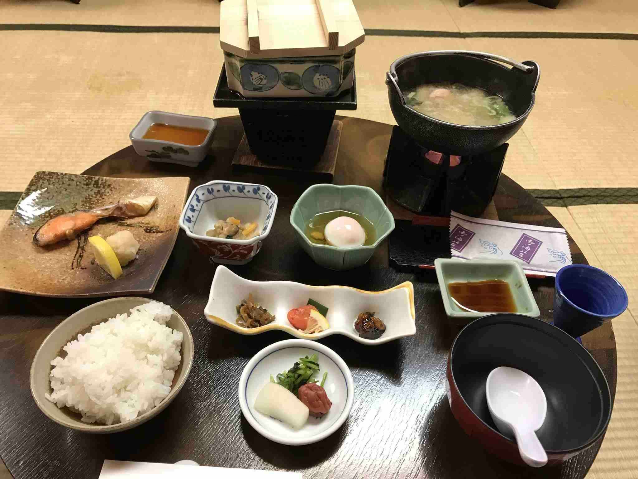 旅行中に撮った食べ物の写真を貼るトピ