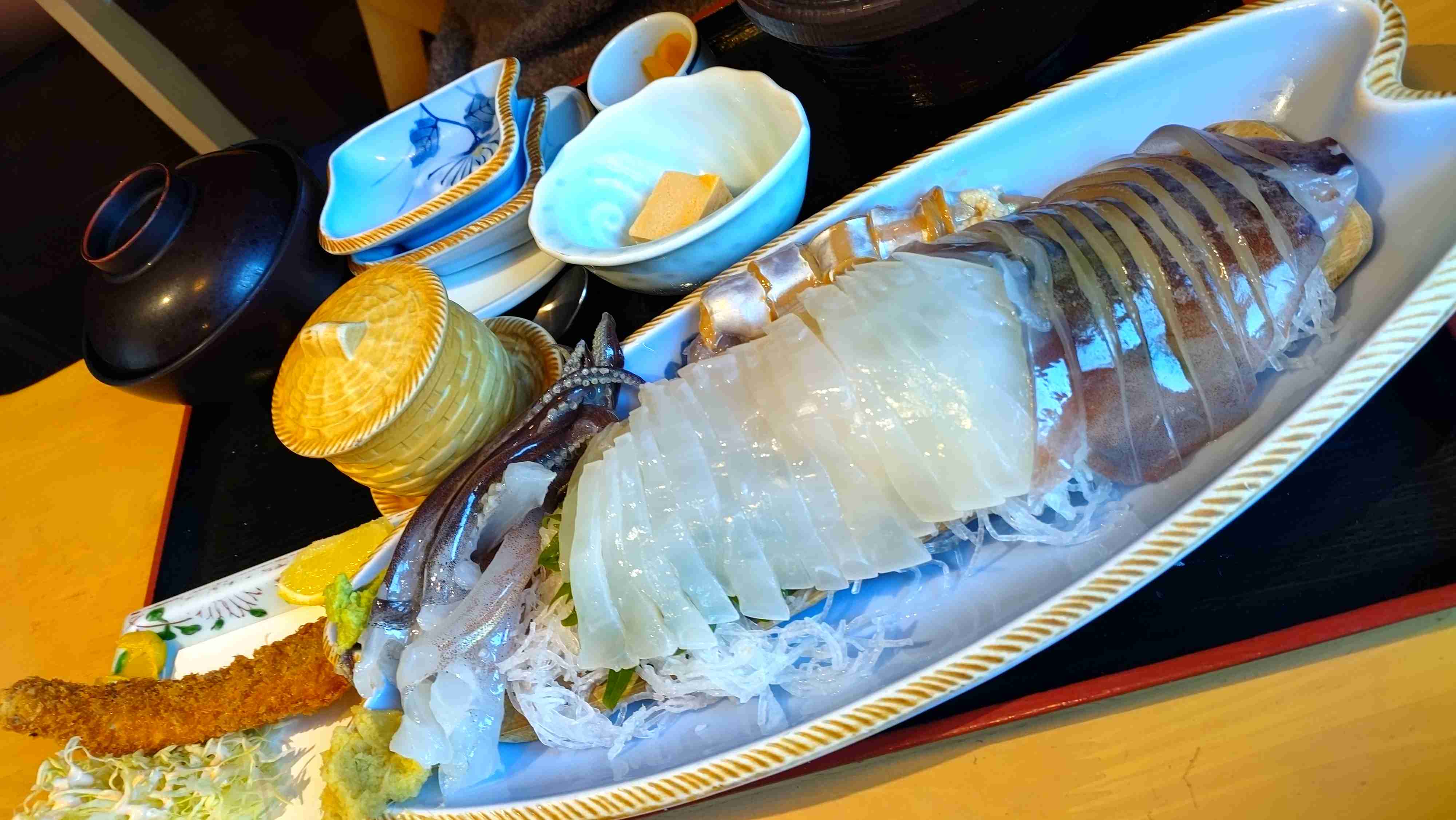旅行中に撮った食べ物の写真を貼るトピ