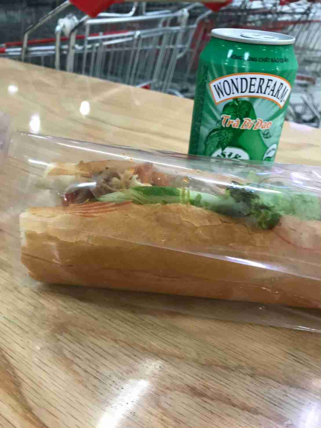 旅行中に撮った食べ物の写真を貼るトピ