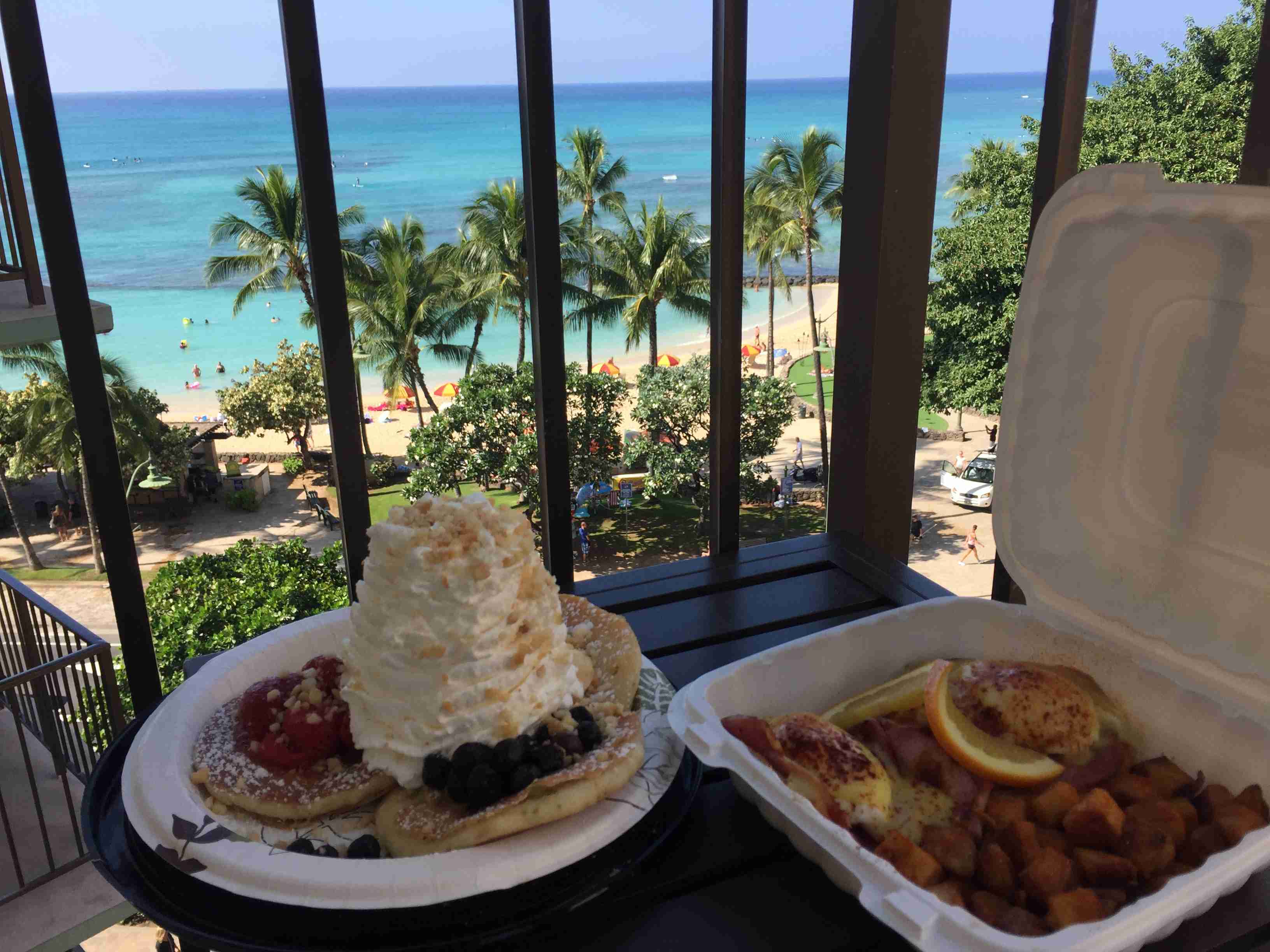旅行中に撮った食べ物の写真を貼るトピ